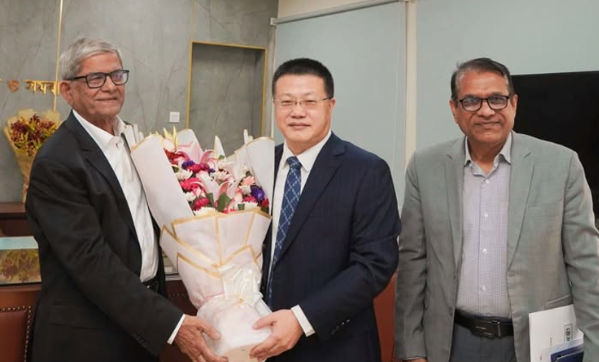 নতুন রাষ্ট্রপতি মির্জা ফখরুলকে চীন-যুক্তরাজ্যের অভিনন্দন